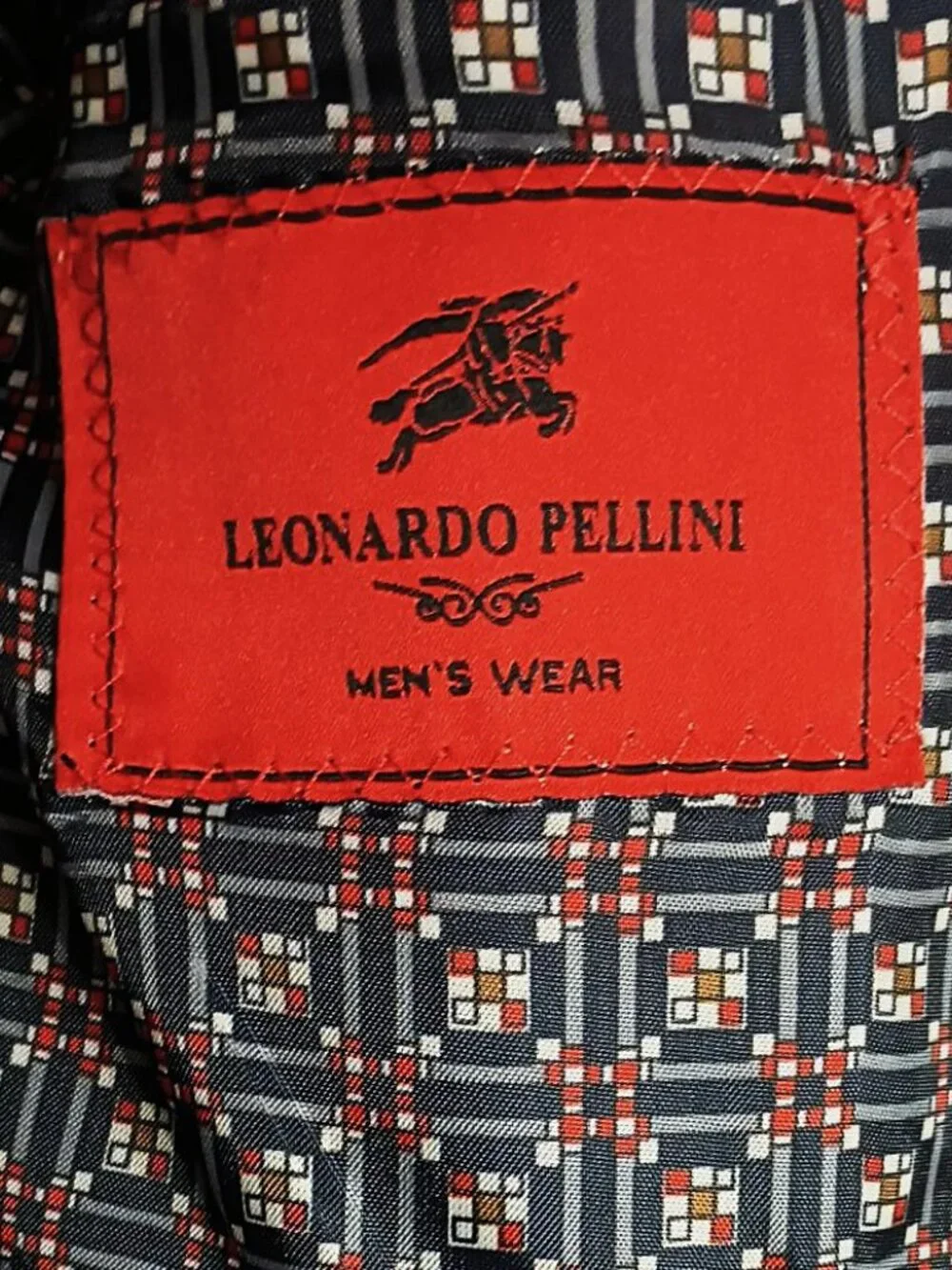 Leonardo Pellini Men Charcoal 2 Piece Suit US 38R